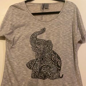 Gray New Directions T-shirt with black elephant